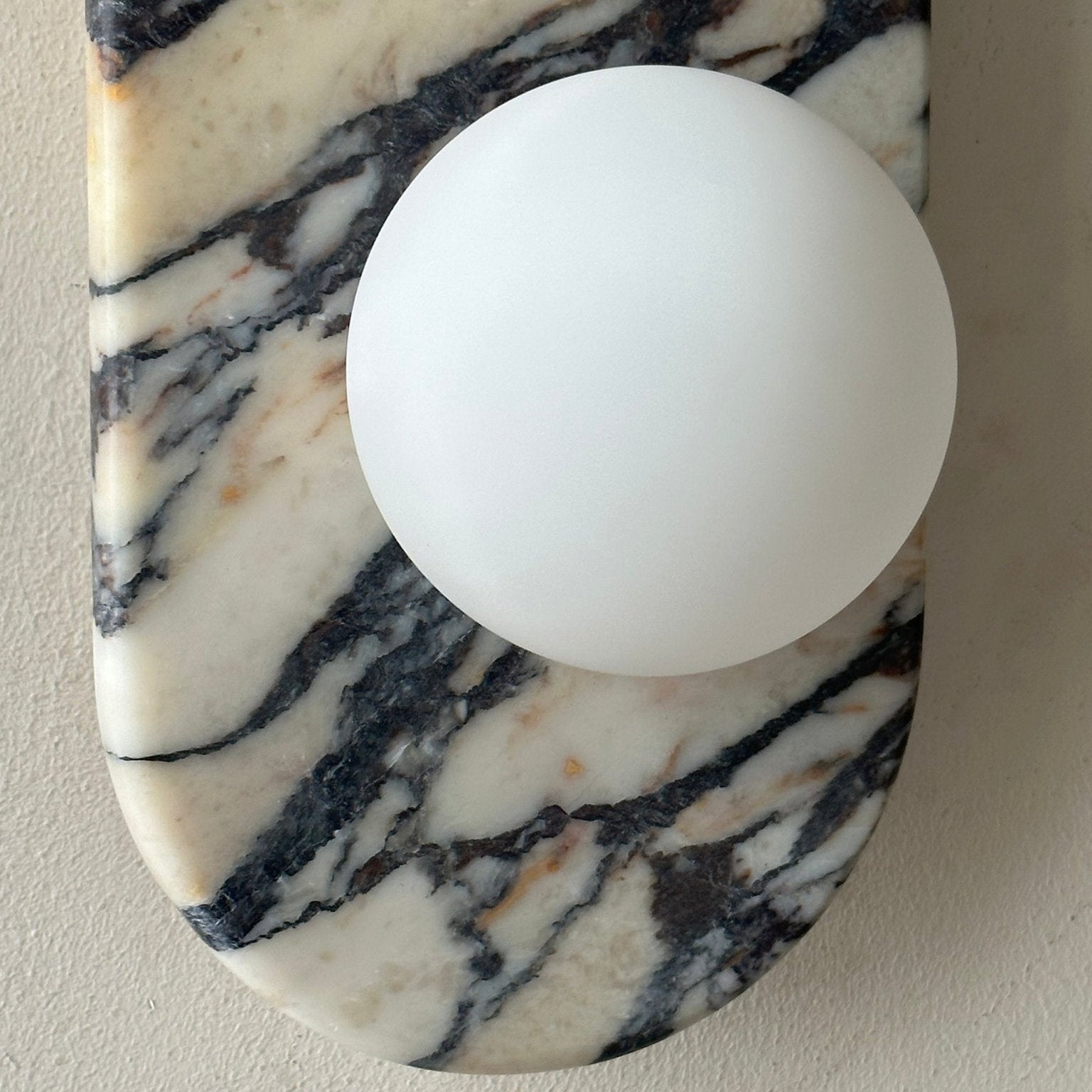 Aescon Marmeren Wandlamp