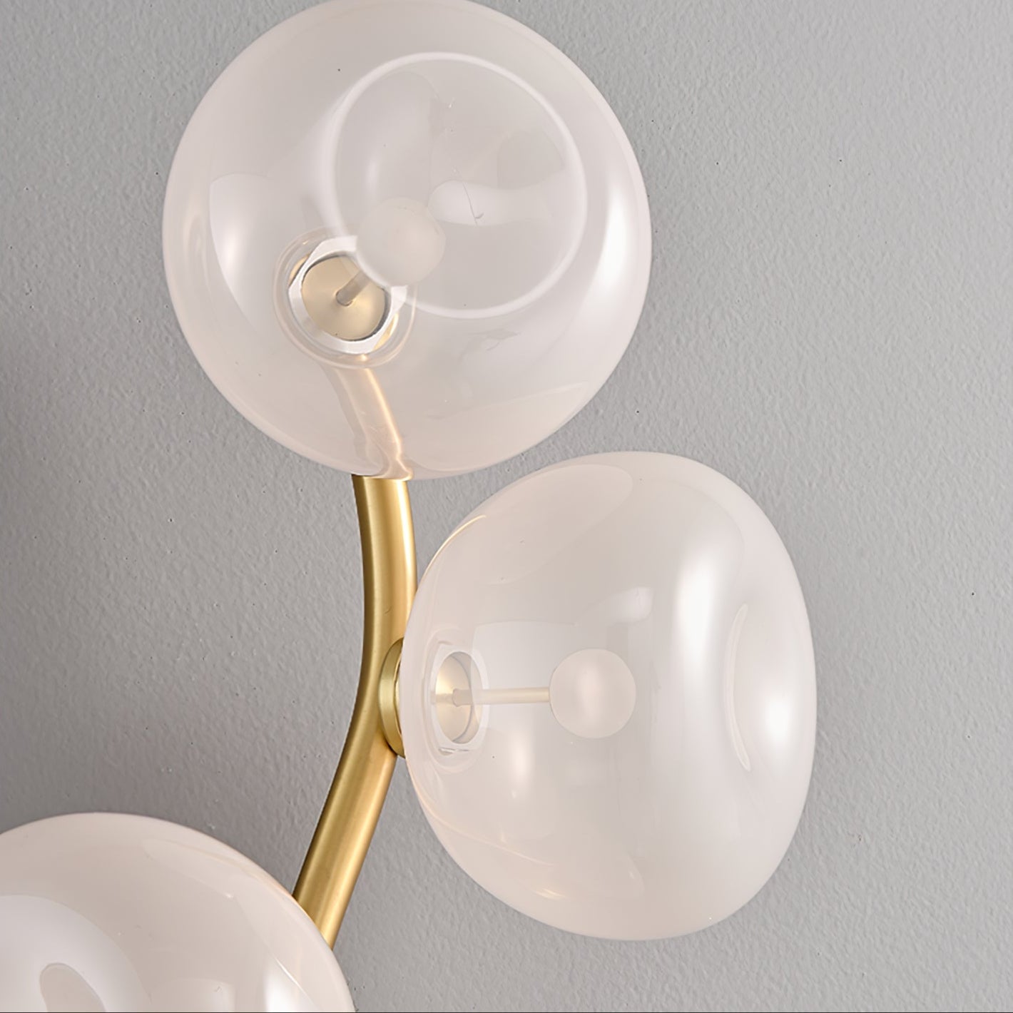 Aurovine Wandlamp