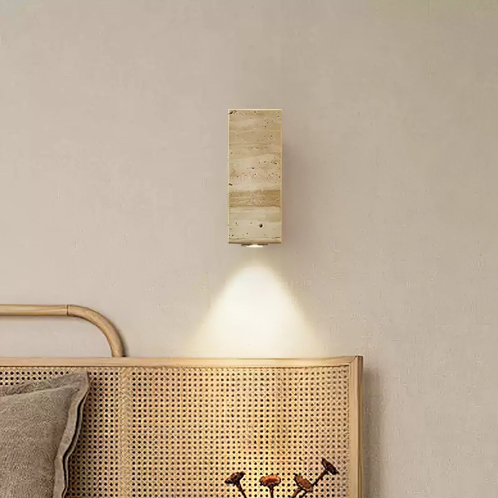 Belon Travertijnen Wandlamp