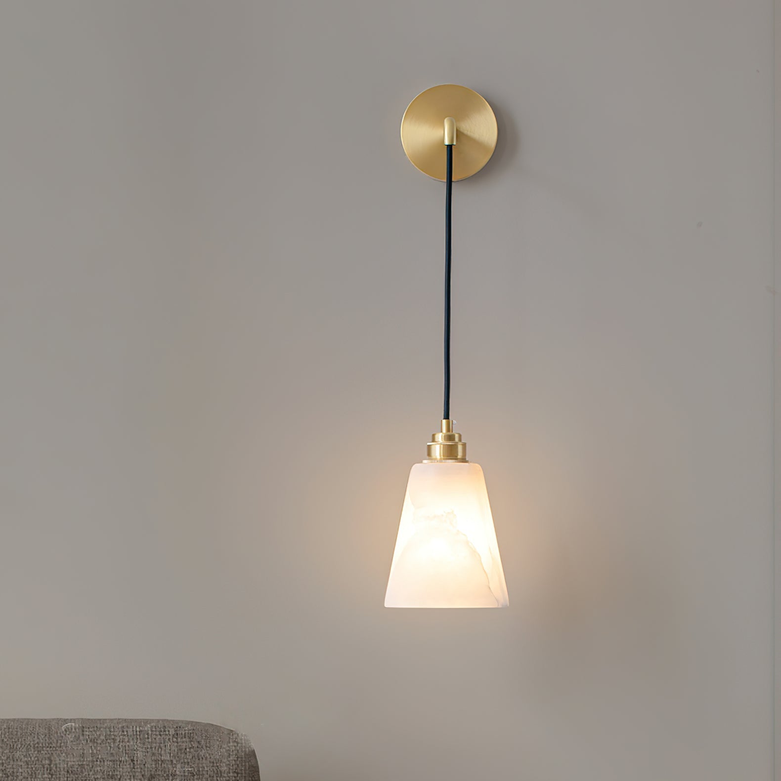 Cublen Hangende Albasten Wandlamp