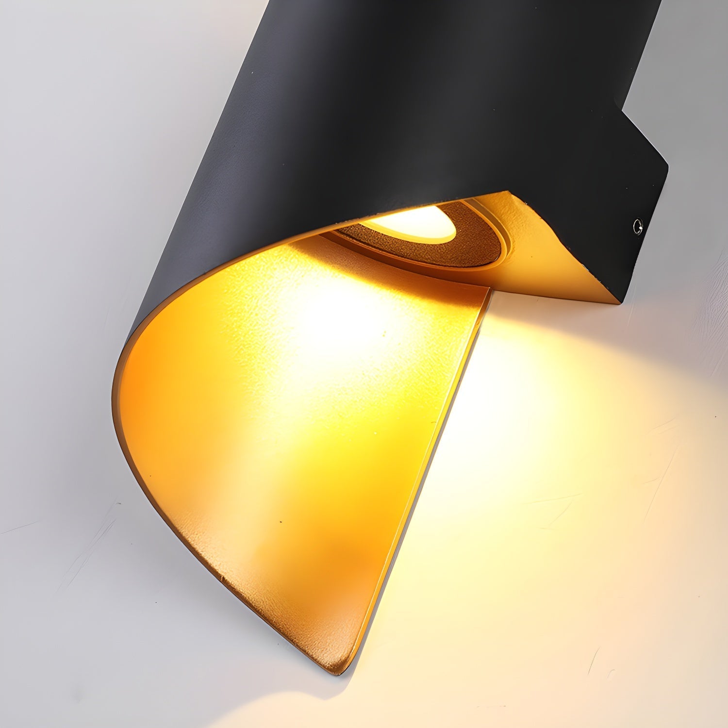 Leizy Wandlamp