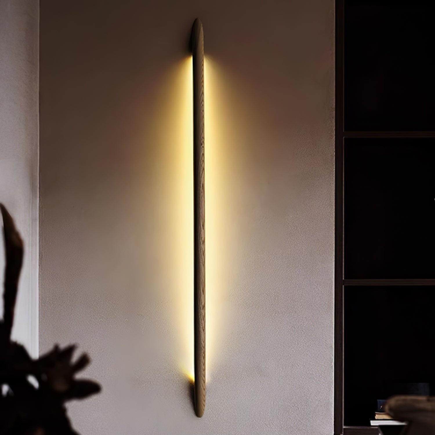 Lonema Gebogen Houten Wandlamp