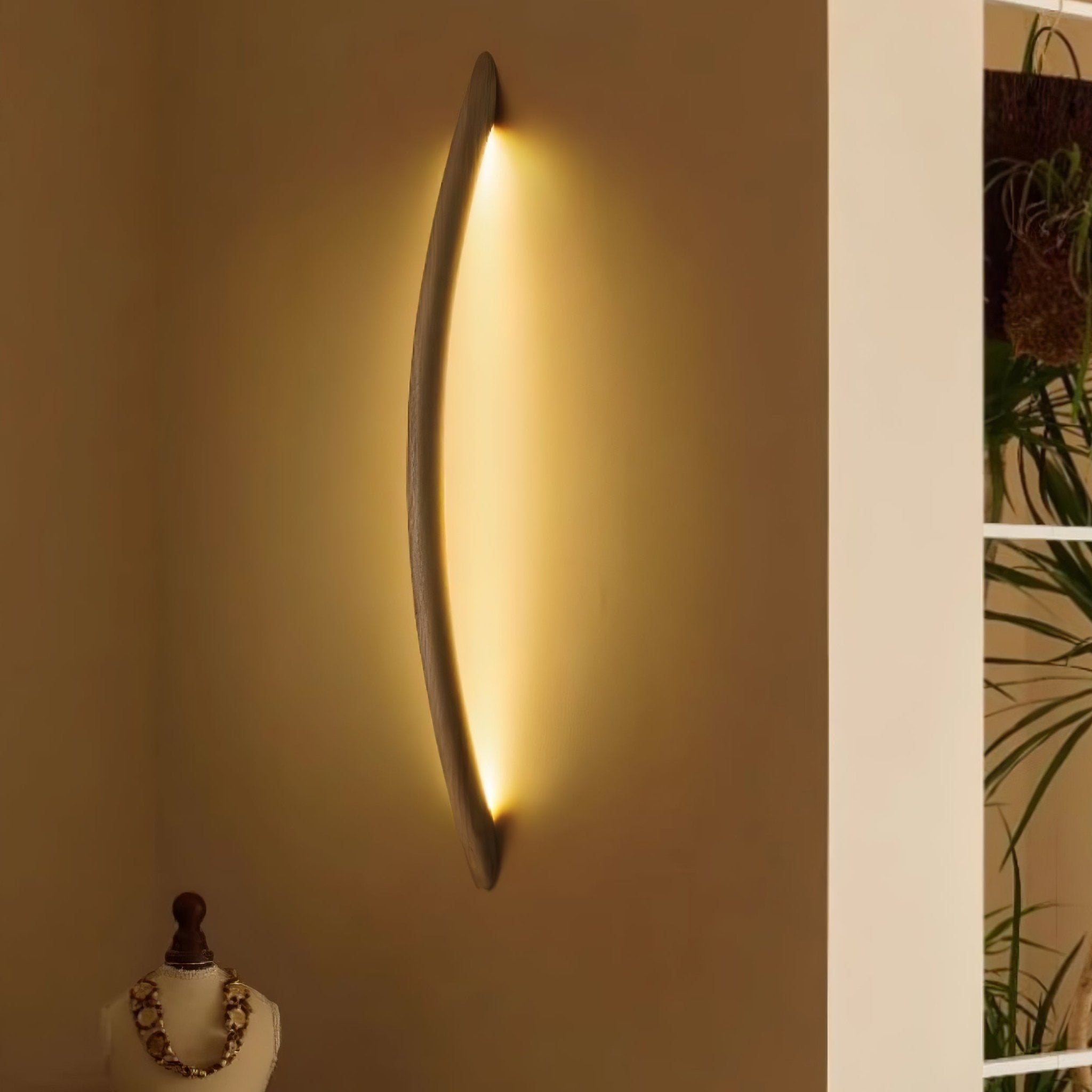 Lonema Gebogen Houten Wandlamp