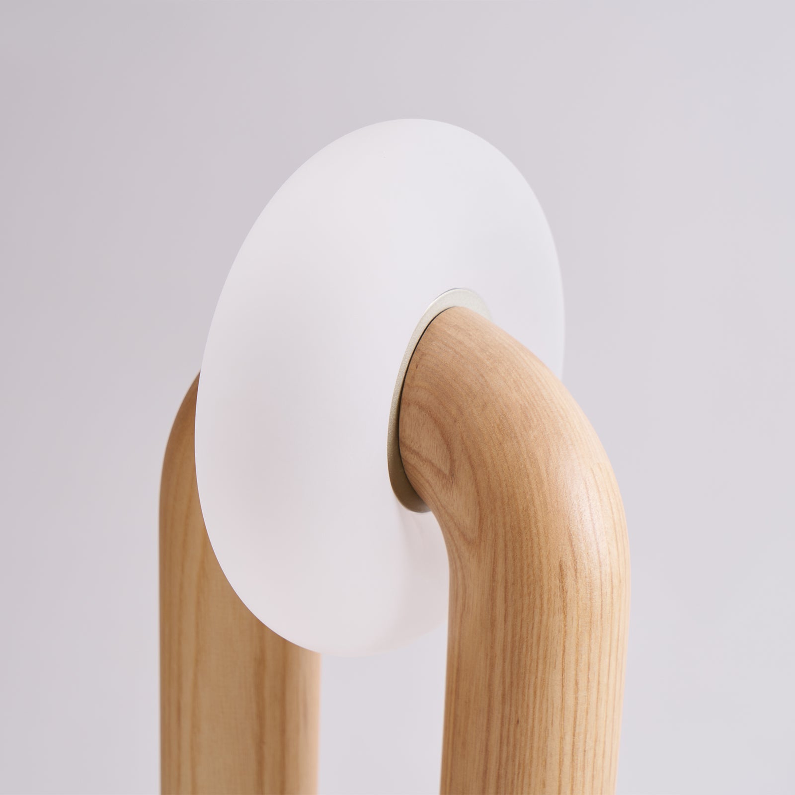 Disc Houten Tafellamp