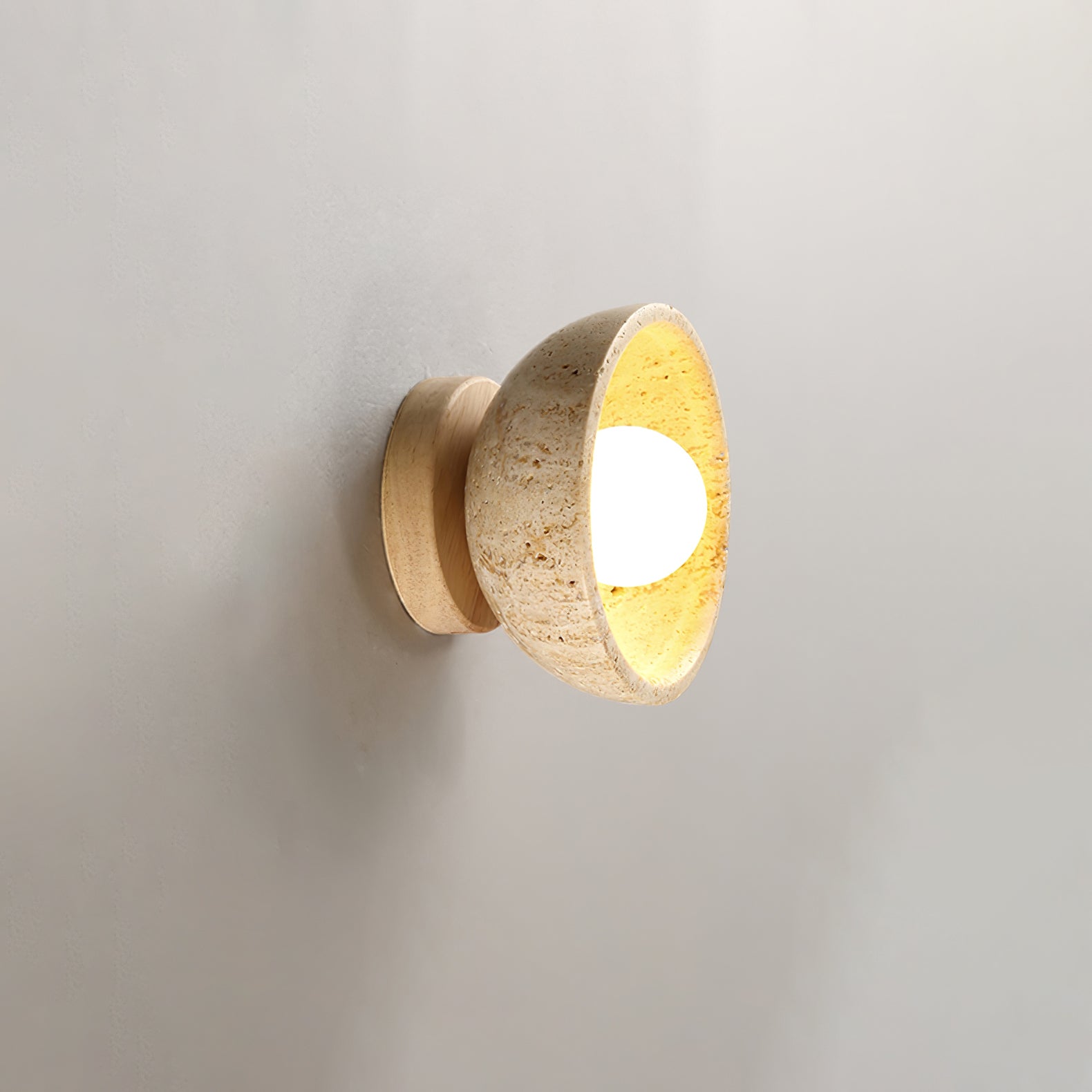 Bovvenz Travertijnen Wandlamp