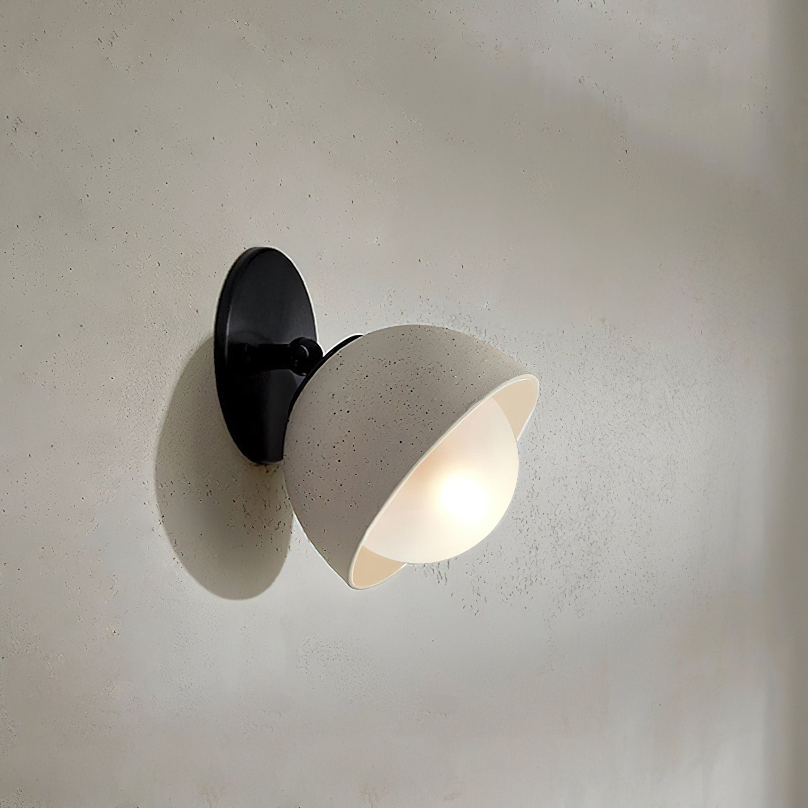 Torven Travertijnen Wandlamp