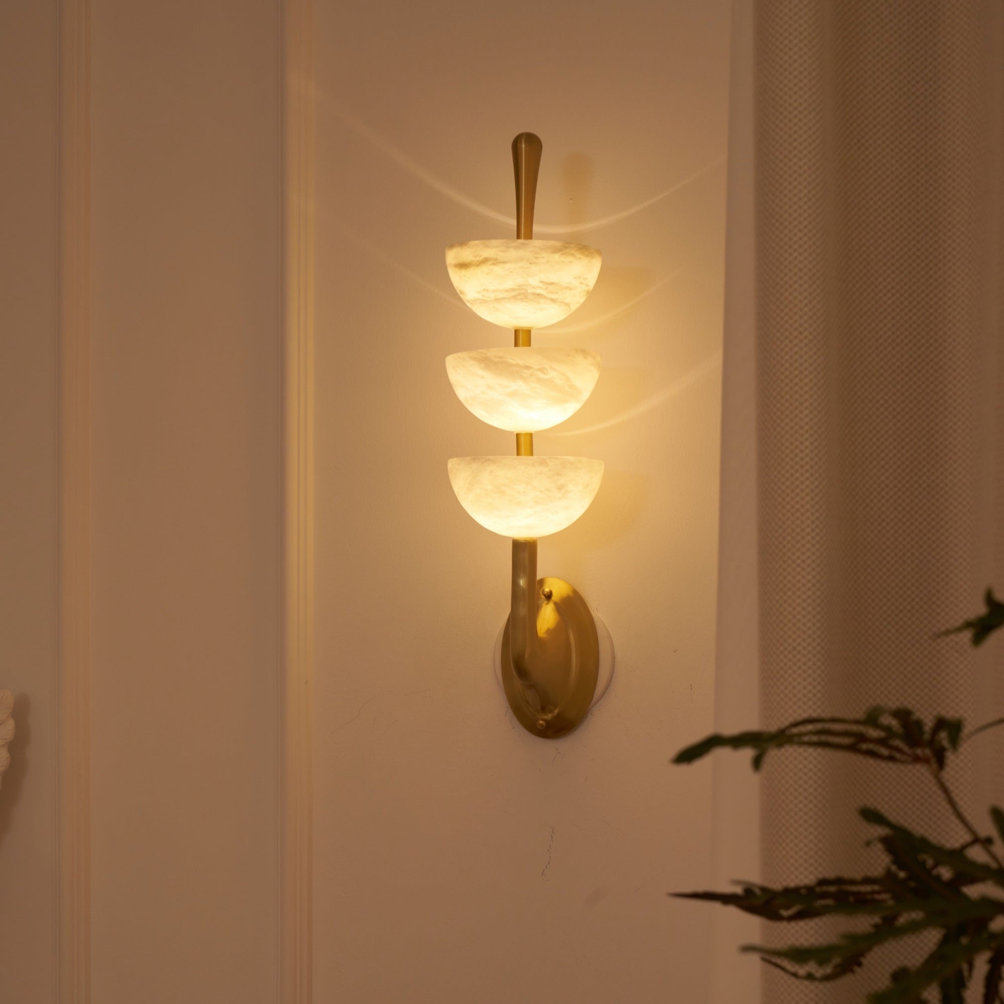 Acerdy Albasten Wandlamp