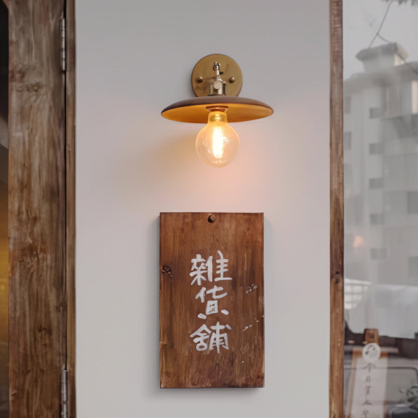 Coniwa Houten Wandlamp