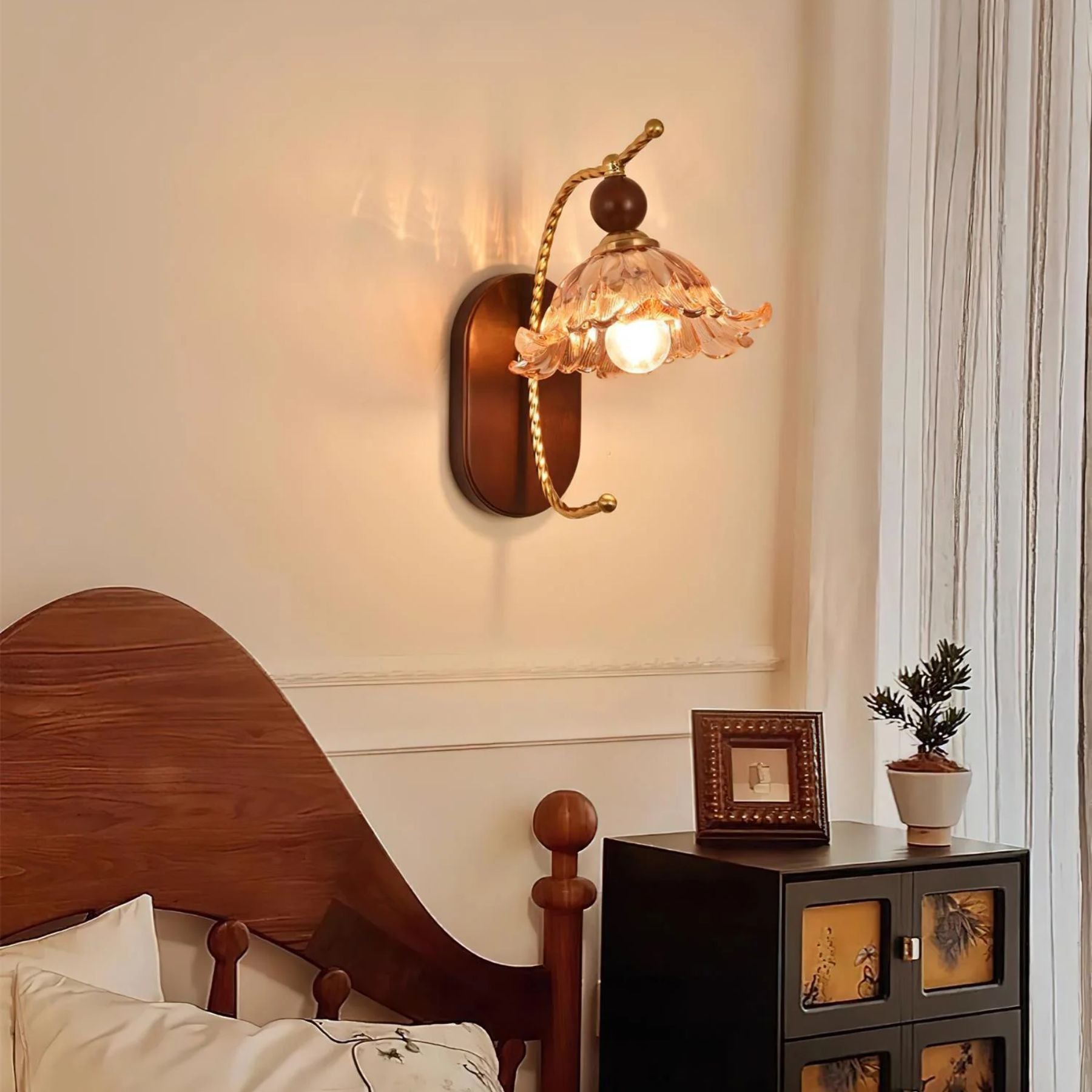Vluro Arc Wandlamp