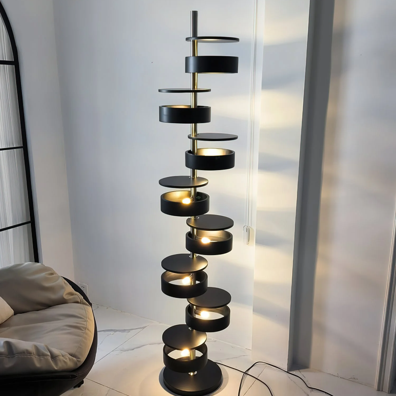 Qenisca Houten Vloerlamp