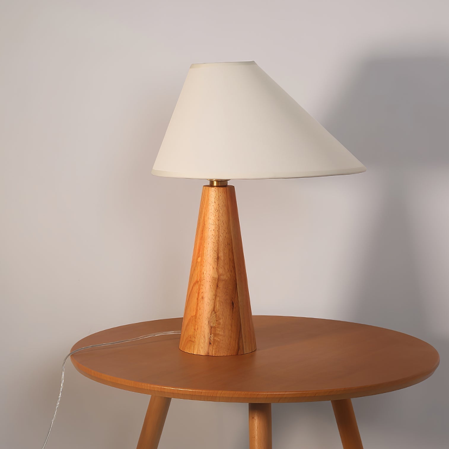 Arelvin Houten Tafellamp