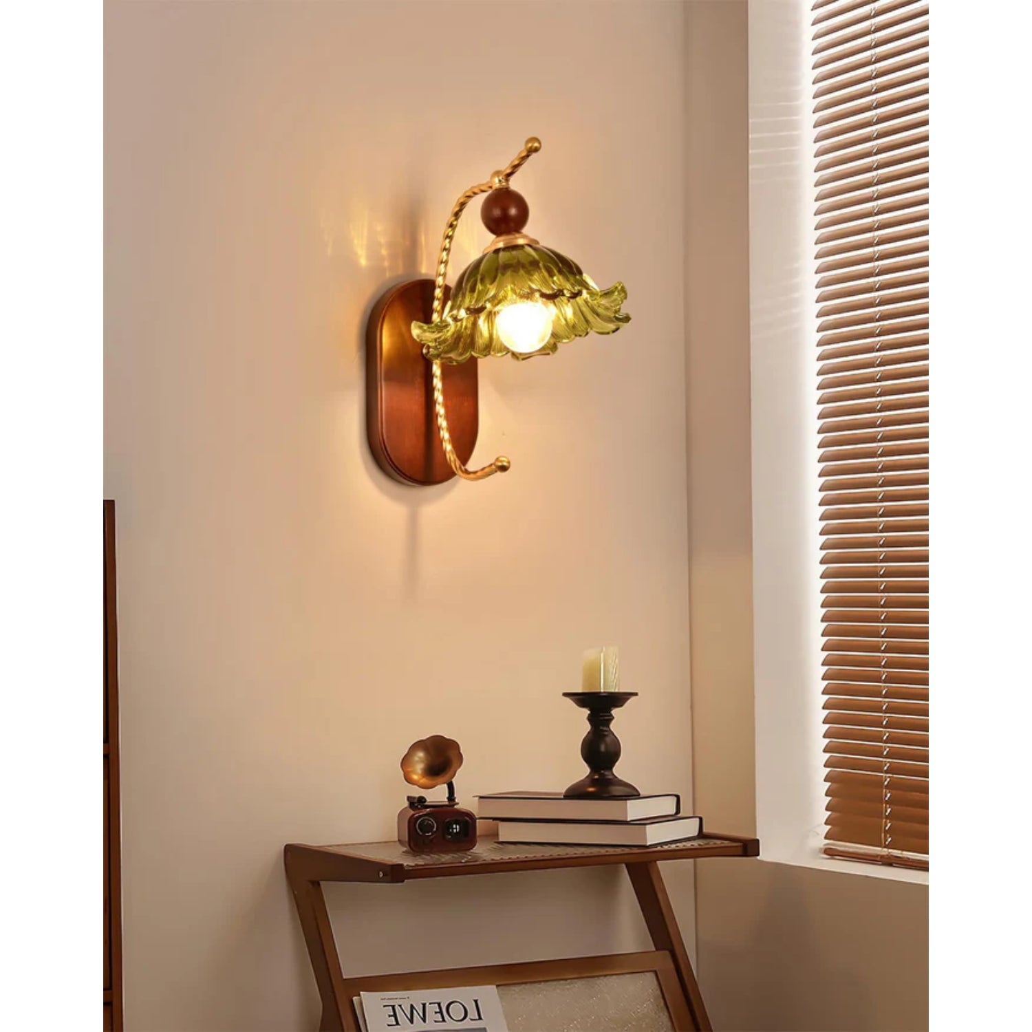 Vluro Arc Wandlamp