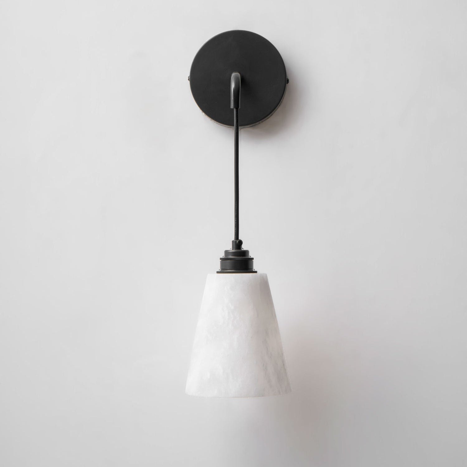 Cublen Hangende Albasten Wandlamp