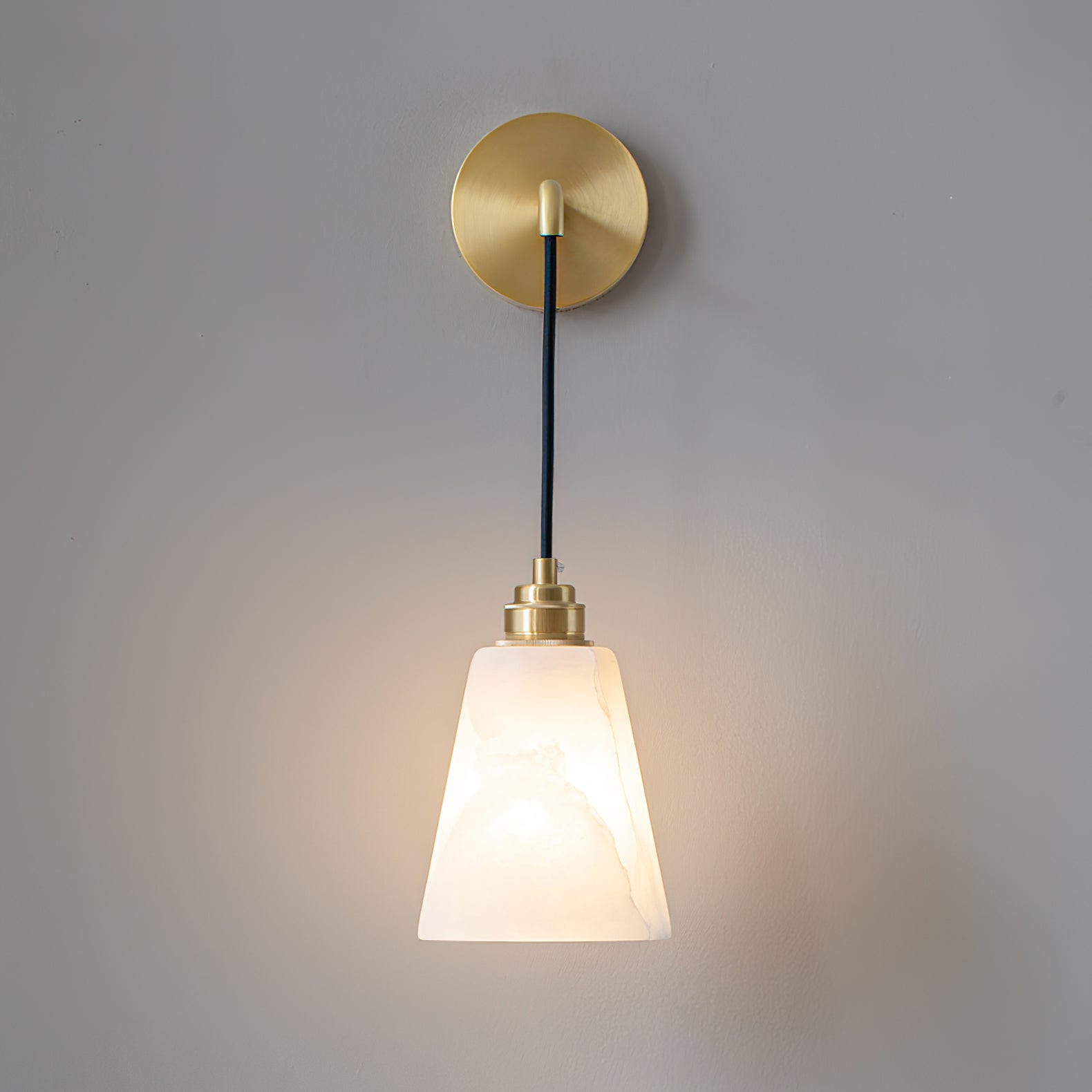 Cublen Hangende Albasten Wandlamp