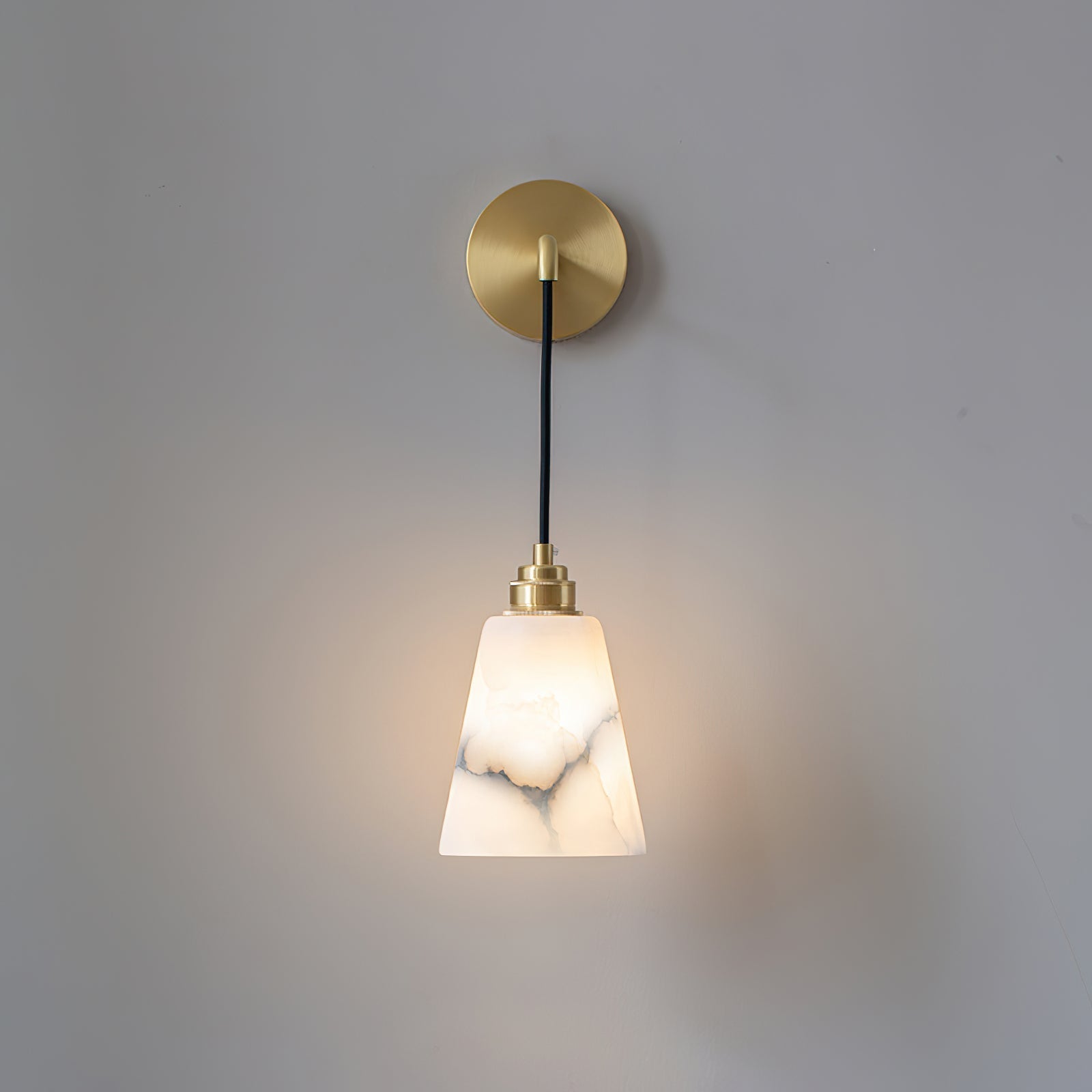 Cublen Hangende Albasten Wandlamp