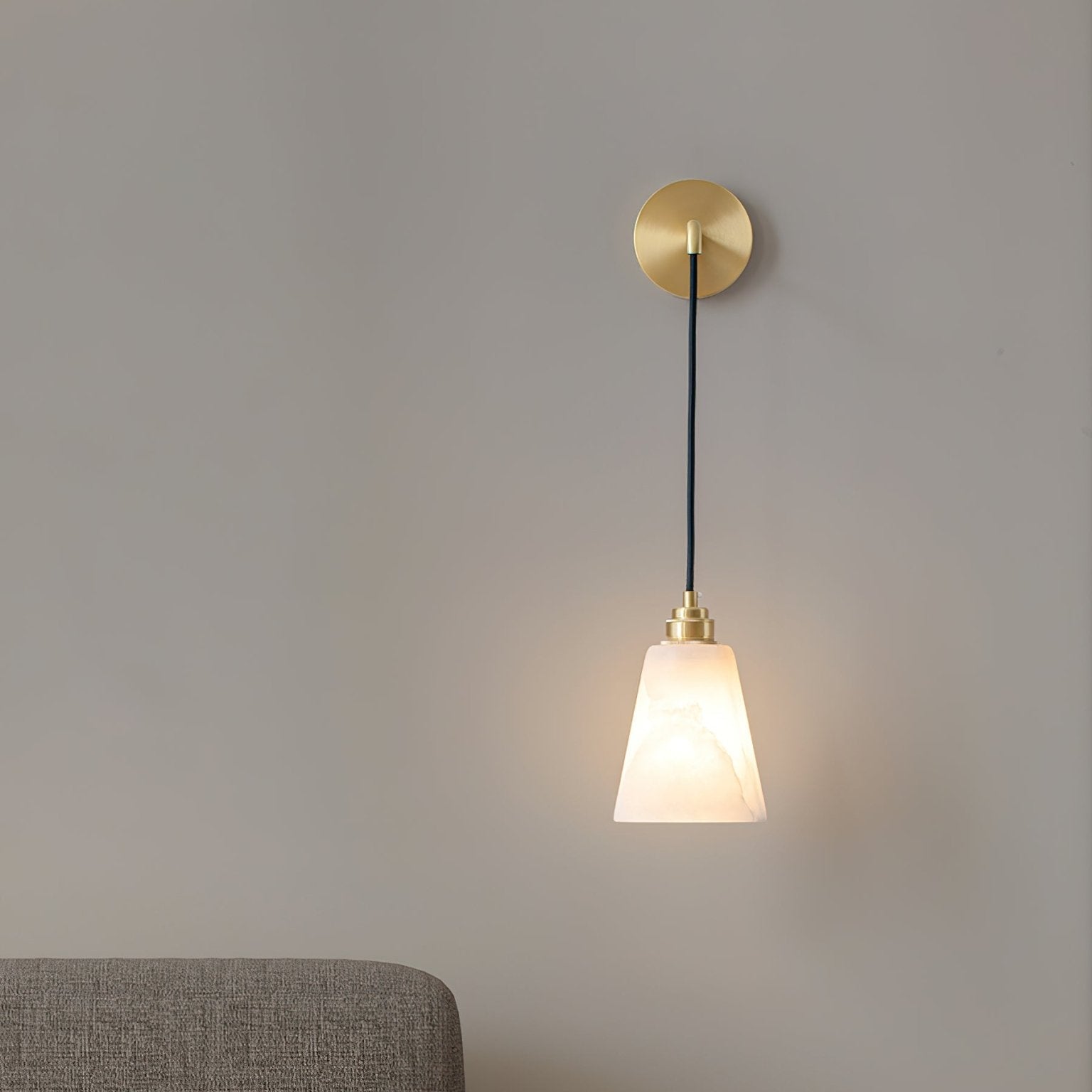 Cublen Hangende Albasten Wandlamp