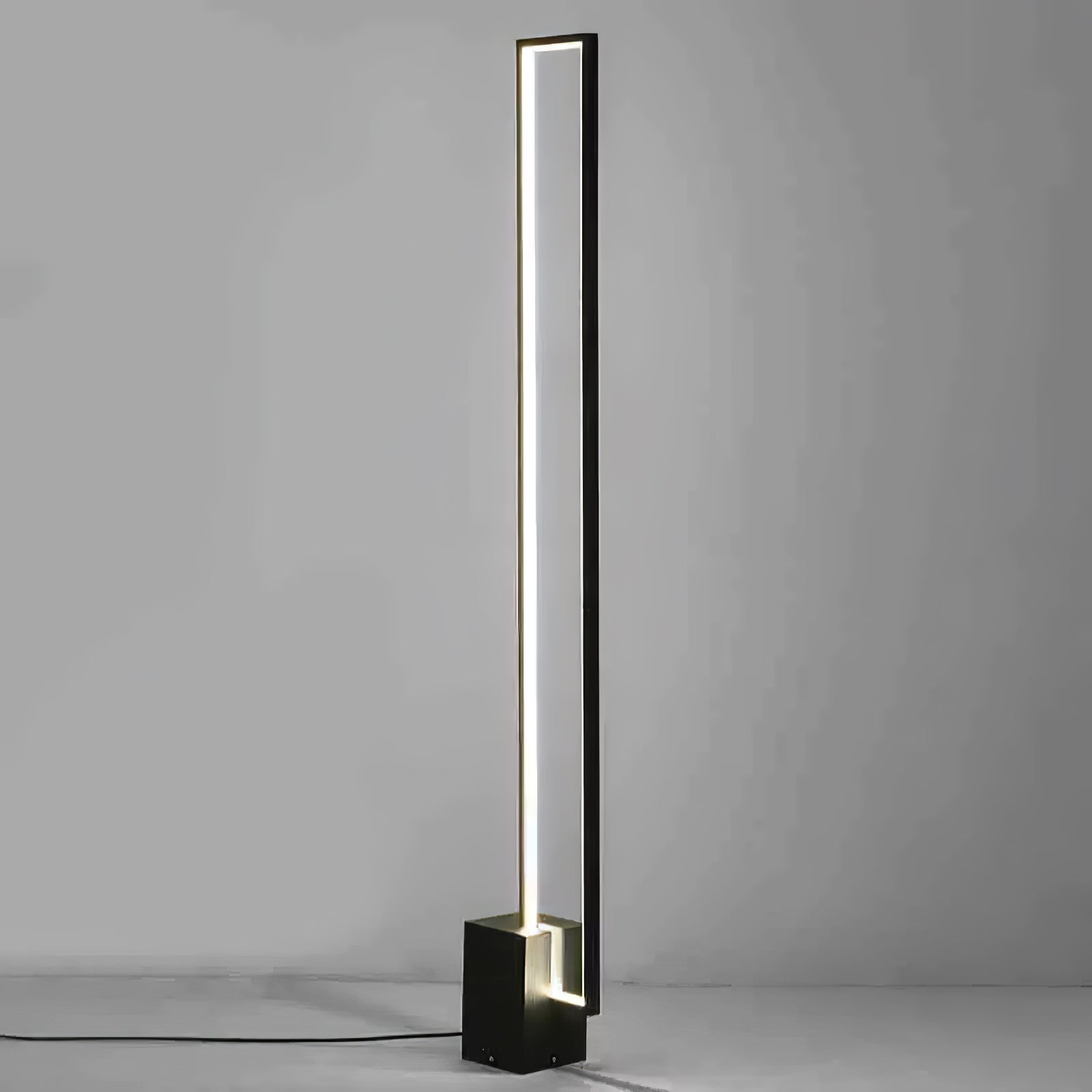 Voaren Vloerlamp