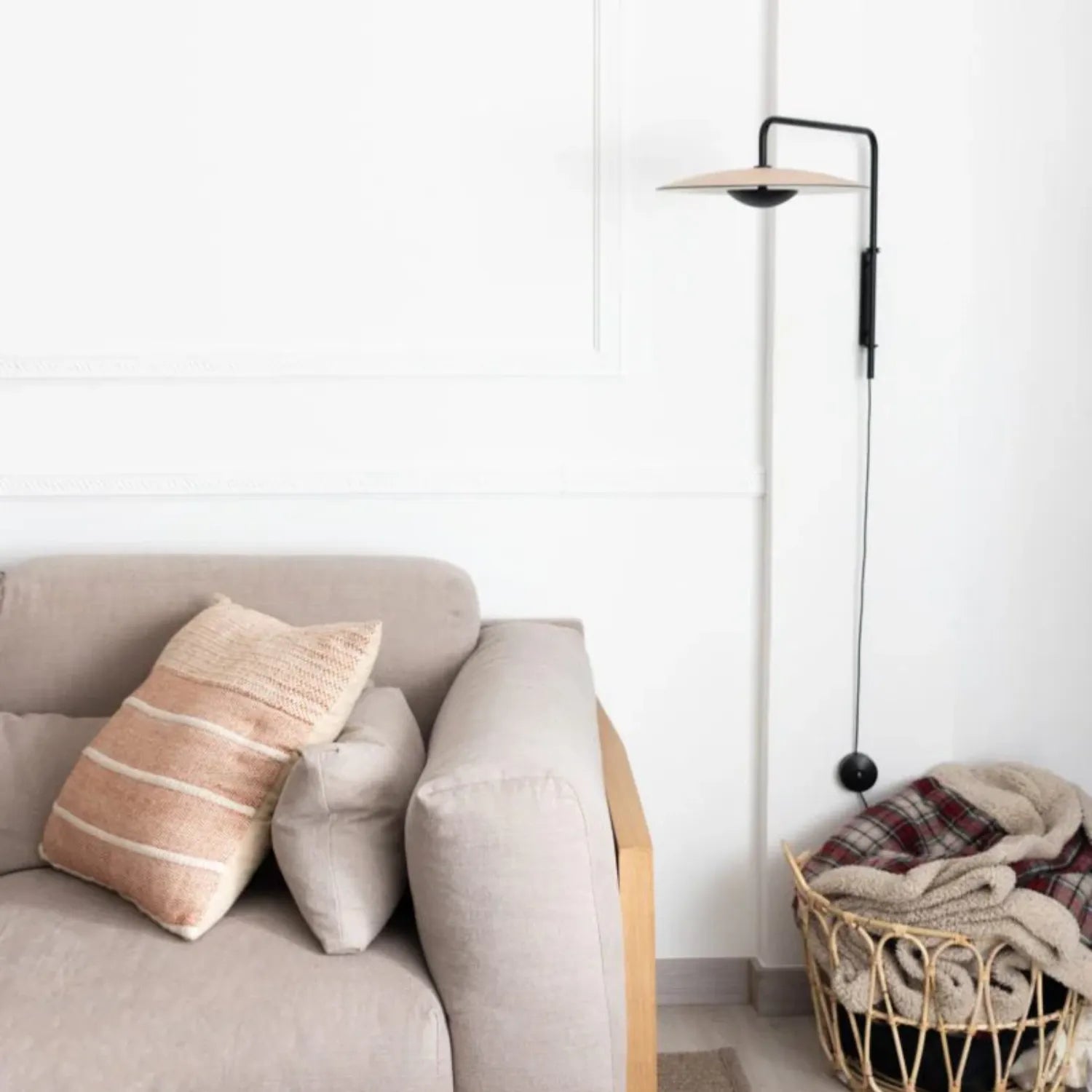 Gezone Swing Wandlamp