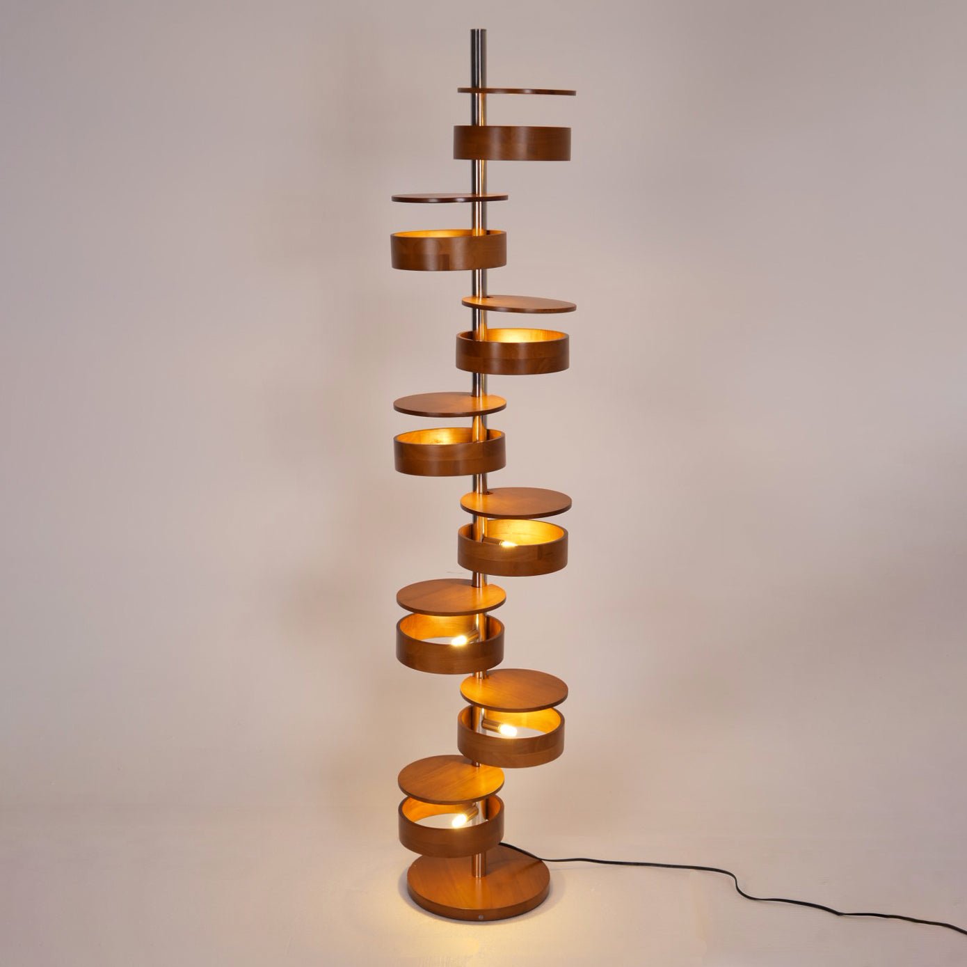 Qenisca Houten Vloerlamp