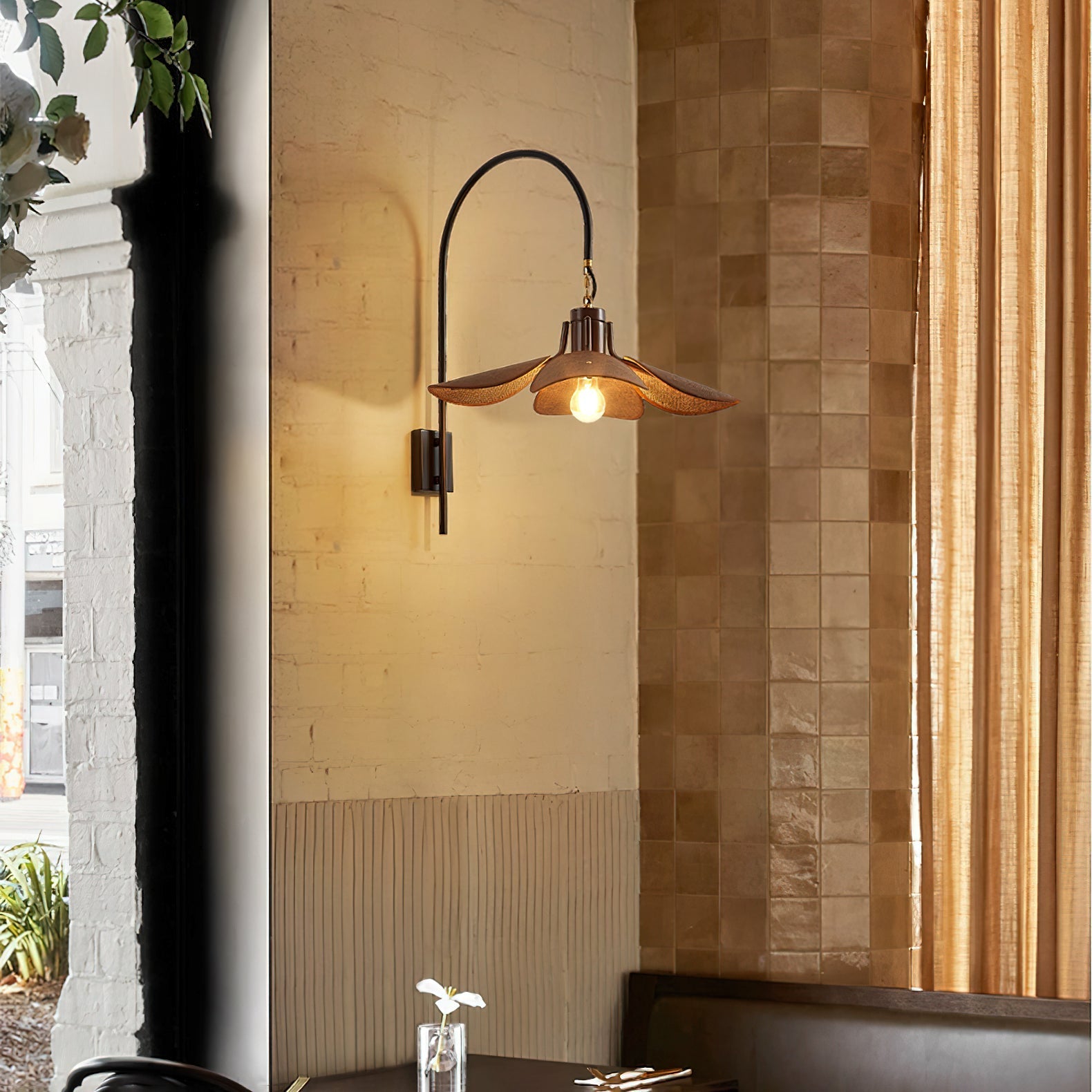 Misces Flower Wandlamp