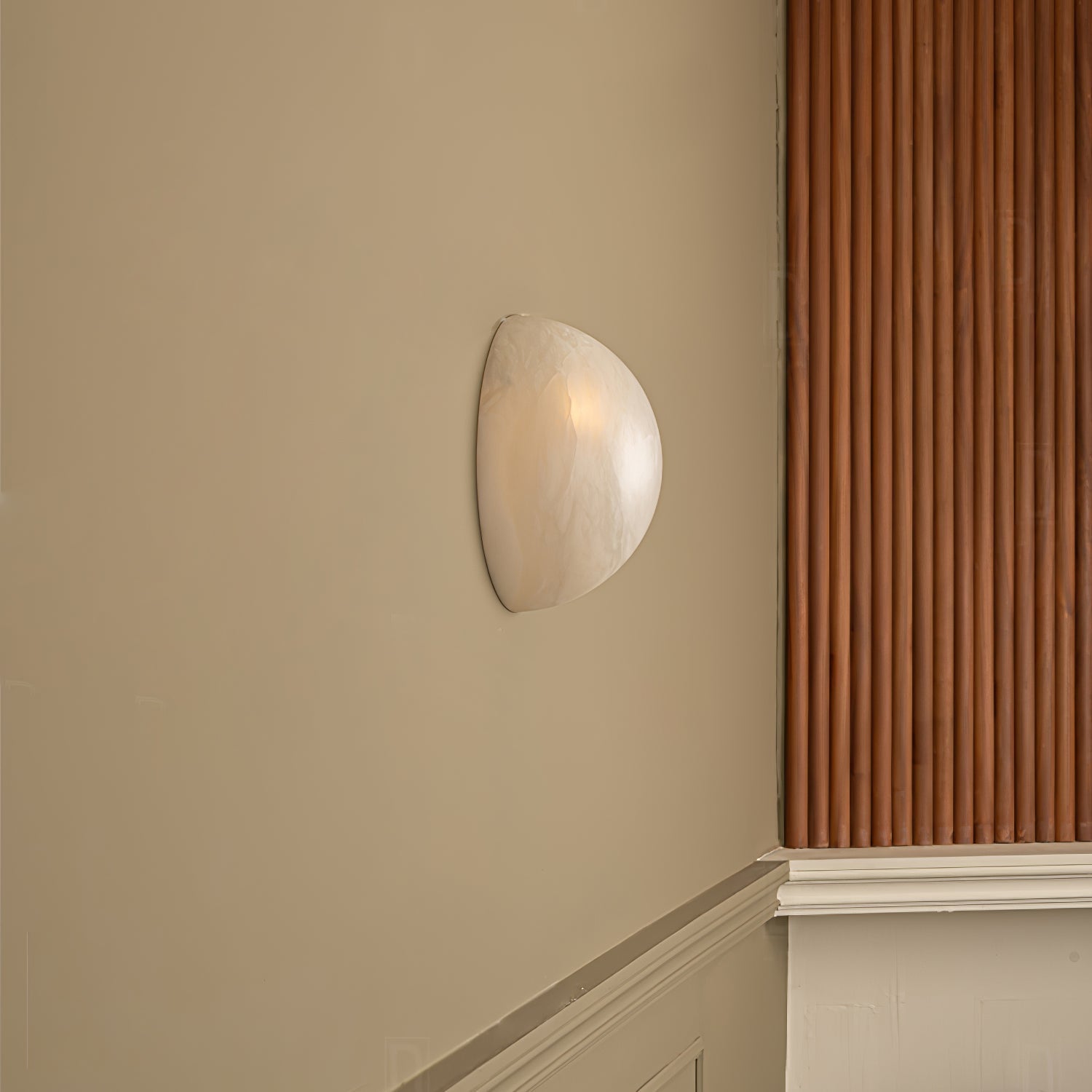Clobe Albasten Wandlamp