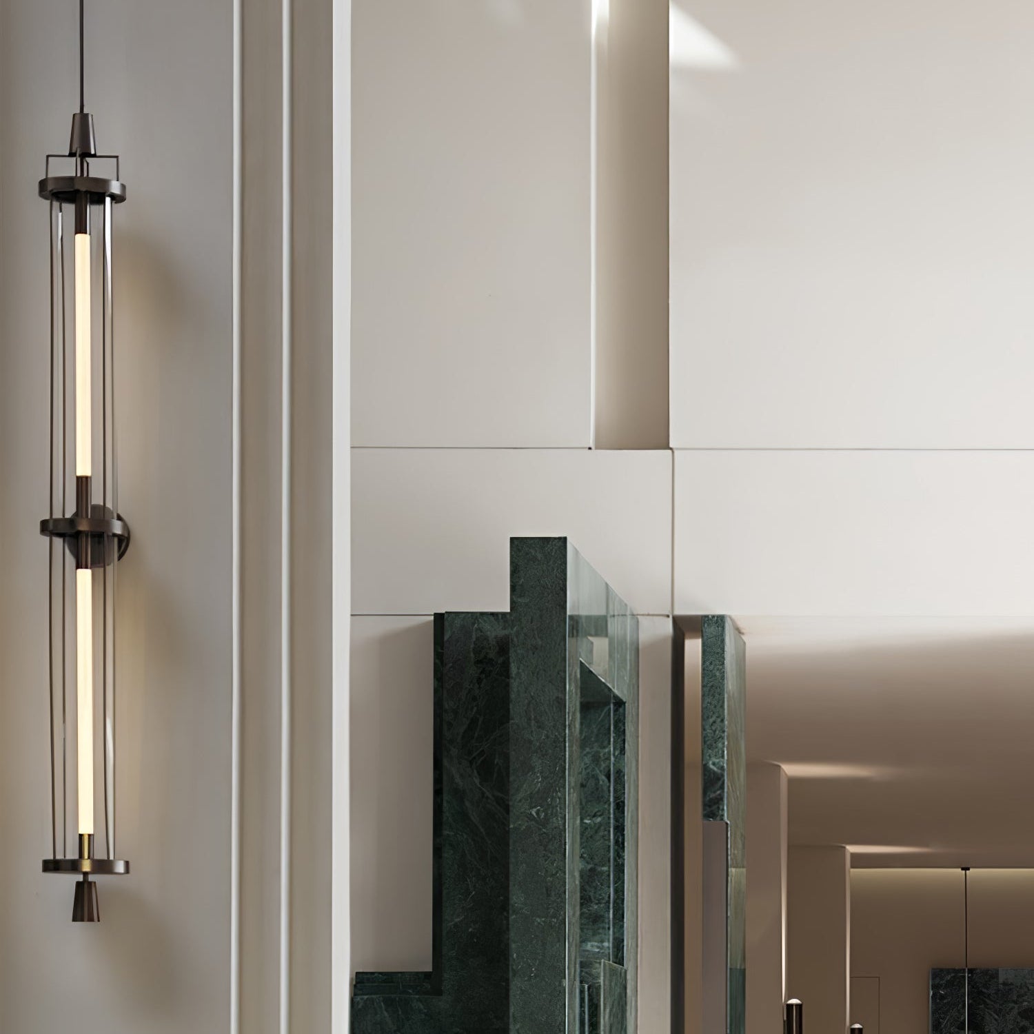Vorena Verticale Wandlamp