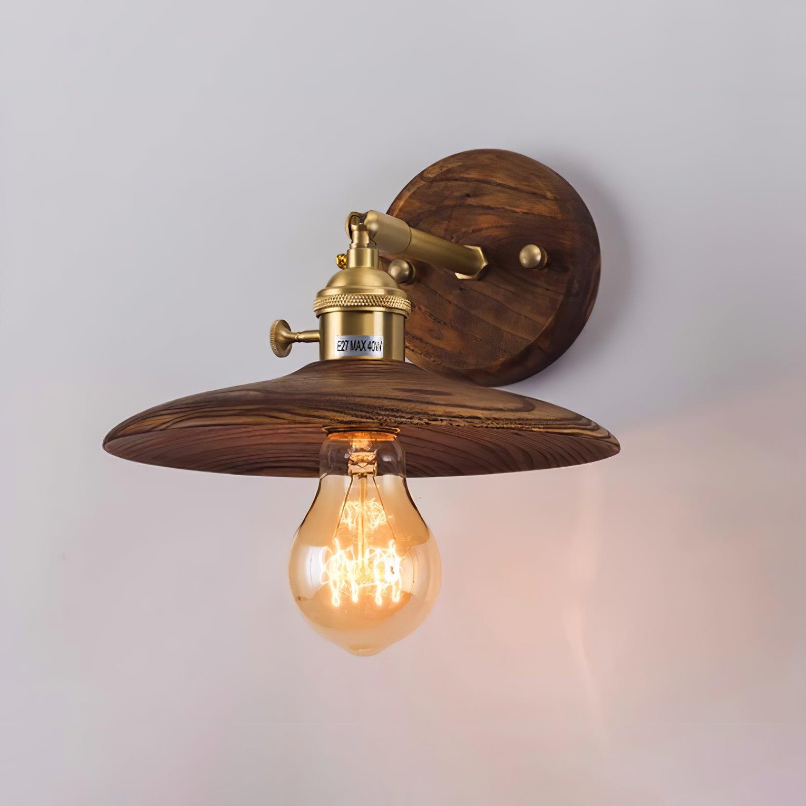 Coniwa Houten Wandlamp